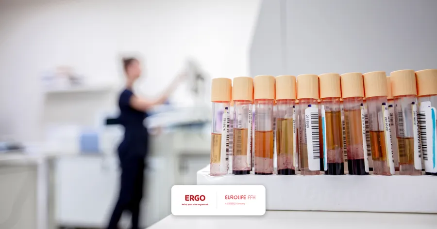 εργαστήριο αναλύσεων, δείγματα σε βάση — ERGO Health Care Superior VS Eurolife Premium Health